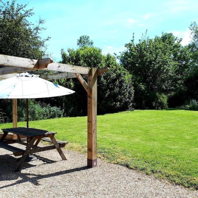 Host & Stay - Clara Cottage Bretforton Eksteriør bilde